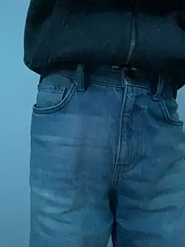 Snapshot of LittleGuy_2007 chatting on February 13, 2026, 9:37 pm LittleGuy 2007 online show from February 13, 2026, 9:37 pm