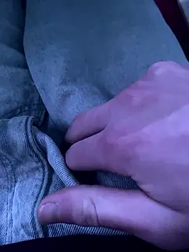 Snapshot of LittleGuy_2007 chatting on January 8, 2026, 10:38 pm LittleGuy 2007 online show from January 8, 2026, 10:38 pm