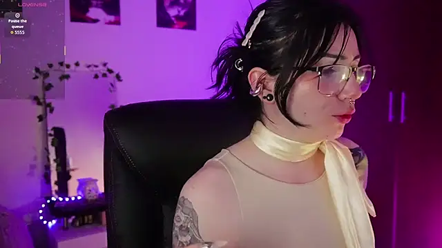 Snapshot of miami_18_ chatting on February 23, 2026, 2:02 am miami 18 online show from February 23, 2026, 2:02 am