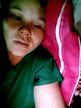Snapshot of DIANAKUTE chatting on April 18, 2026, 3:47 pm DIANAKUTE online show from April 18, 2026, 3:47 pm