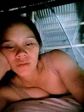 Snapshot of DIANAKUTE chatting on March 25, 2026, 1:43 pm DIANAKUTE online show from March 25, 2026, 1:43 pm
