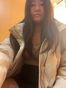 Snapshot of Molly-xiao chatting on January 13, 2026, 10:41 am Molly-xiao online show from January 13, 2026, 10:41 am