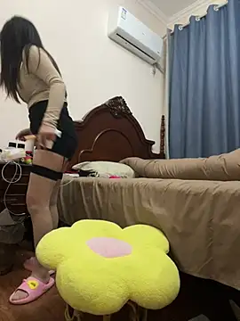 Snapshot of Molly-xiao chatting on January 18, 2026, 11:24 am Molly-xiao online show from January 18, 2026, 11:24 am