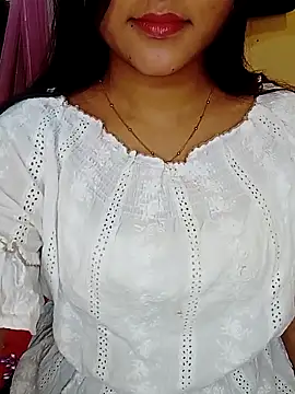 Saumyy online show from April 15, 2026, 8:42 pm