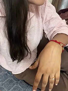 Snapshot of geetanjali_singh chatting on May 2, 2026, 12:32 pm geetanjali singh online show from May 2, 2026, 12:32 pm