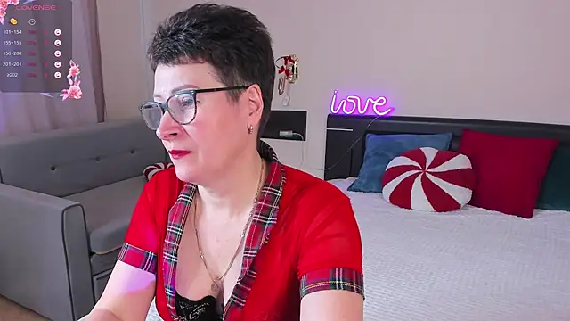 Snapshot of JennyMons chatting on April 26, 2026, 8:33 am JennyMons online show from April 26, 2026, 8:33 am