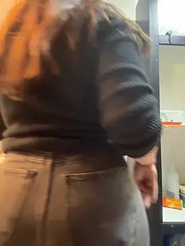 Snapshot of lele202526 chatting on April 9, 2026, 6:47 pm lele202526 online show from April 9, 2026, 6:47 pm