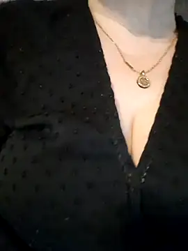 tutku01show online show from February 15, 2026, 2:05 pm