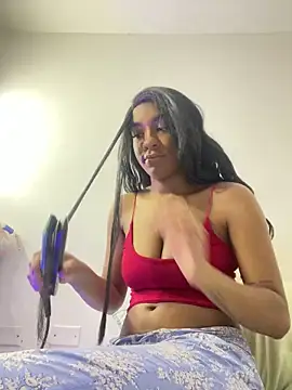 Snapshot of _keylafisher_ chatting on April 3, 2026, 5:52 pm keylafisher online show from April 3, 2026, 5:52 pm