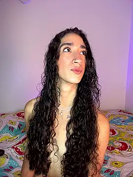 LunaDupont online show from January 13, 2026, 4:00 pm