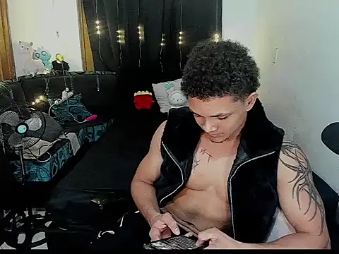 Snapshot of Dres4U chatting on February 21, 2026, 6:26 am Dres4U online show from February 21, 2026, 6:26 am