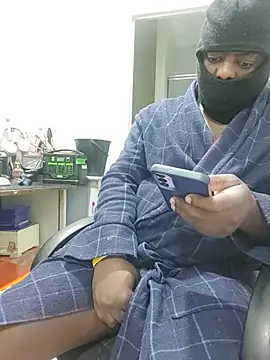 Snapshot of Bra-G chatting on June 2, 2026, 8:42 pm Bra-G online show from June 2, 2026, 8:42 pm
