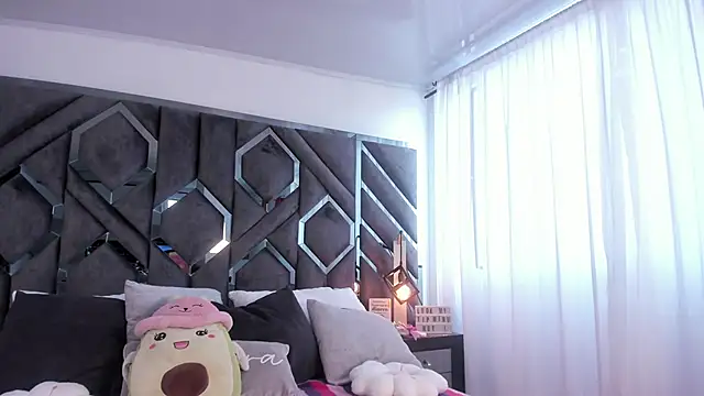 Snapshot of melody__sweet_ chatting on May 22, 2026, 9:24 pm melody sweet online show from May 22, 2026, 9:24 pm