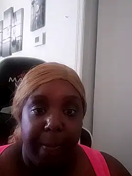 Babyboo3620 online show from June 12, 2026, 9:34 pm