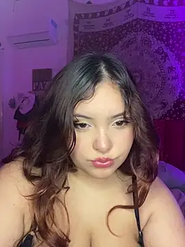 Kinkynikyxxxsttip online show from May 5, 2026, 10:40 am