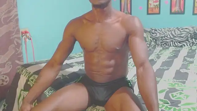 Snapshot of miltonjjakee chatting on March 4, 2026, 6:10 am miltonjjakee online show from March 4, 2026, 6:10 am