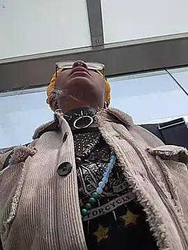 Snapshot of SynDarling6 chatting on March 2, 2026, 5:20 pm SynDarling6 online show from March 2, 2026, 5:20 pm