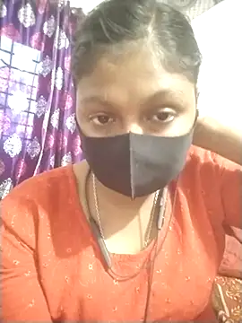 Snapshot of sumi_couele18 chatting on December 23, 2025, 10:47 am sumi couele18 online show from December 23, 2025, 10:47 am