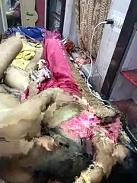 hornycouple20000 online show from February 26, 2026, 4:07 pm