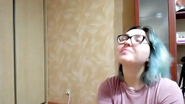 Snapshot of EvonTabb chatting on February 24, 2026, 2:07 pm EvonTabb online show from February 24, 2026, 2:07 pm