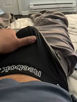 Snapshot of elpapigrande12 chatting on February 13, 2026, 2:00 am elpapigrande12 online show from February 13, 2026, 2:00 am