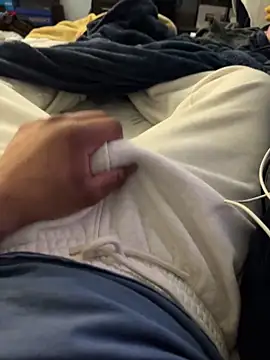 Snapshot of elpapigrande12 chatting on February 11, 2026, 4:23 am elpapigrande12 online show from February 11, 2026, 4:23 am