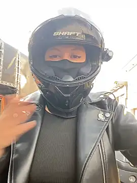 Scarlet auraa online show from March 9, 2026, 10:13 pm