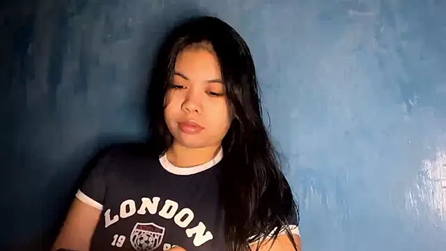 Snapshot of GeorgeneWatler chatting on February 16, 2026, 12:15 pm GeorgeneWatler online show from February 16, 2026, 12:15 pm