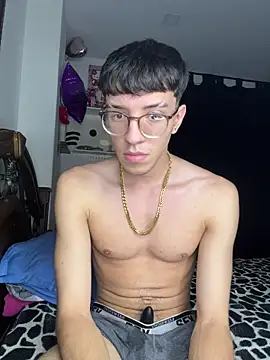 Snapshot of ArthurDavies_ chatting on March 13, 2026, 7:24 am ArthurDavies online show from March 13, 2026, 7:24 am