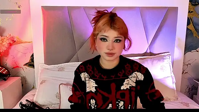 Sienna Desiree online show from March 5, 2026, 8:11 am