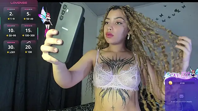 Snapshot of Ashnikko__ chatting on February 7, 2026, 11:02 pm Ashnikko online show from February 7, 2026, 11:02 pm