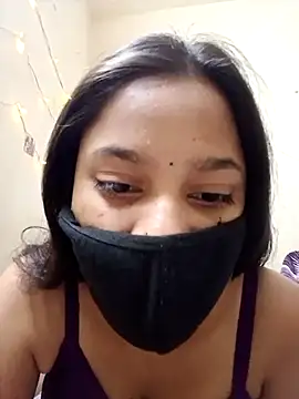 sexyyy sonia online show from March 19, 2026, 6:13 am