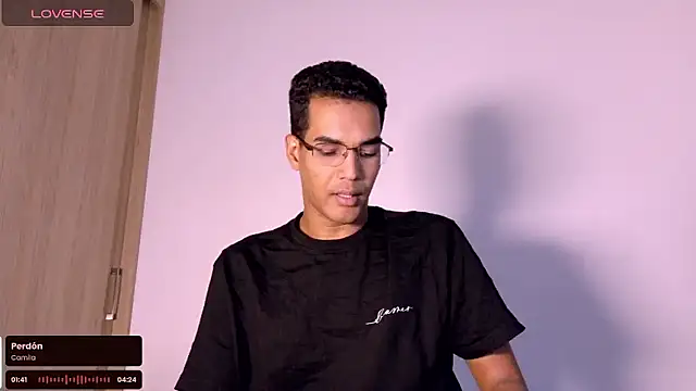 Snapshot of Pikashu7u7 chatting on January 10, 2026, 6:36 pm Pikashu7u7 online show from January 10, 2026, 6:36 pm