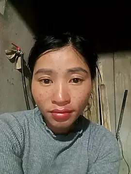 Snapshot of Hiniyk2 chatting on January 12, 2026, 1:40 pm Hiniyk2 online show from January 12, 2026, 1:40 pm