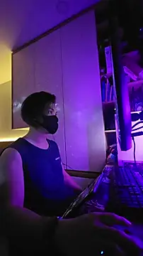 Snapshot of OnlyHand9x chatting on April 1, 2026, 4:37 pm OnlyHand9x online show from April 1, 2026, 4:37 pm