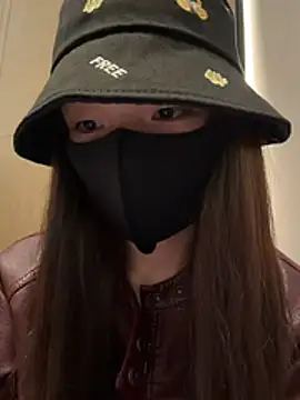 ZJbaby online show from April 9, 2026, 1:50 pm