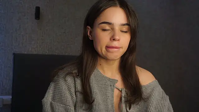 linclars online show from April 22, 2026, 1:51 pm