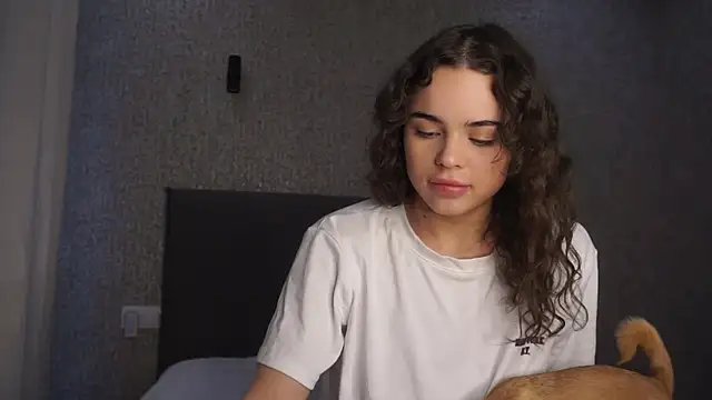 linclars online show from April 19, 2026, 1:12 pm