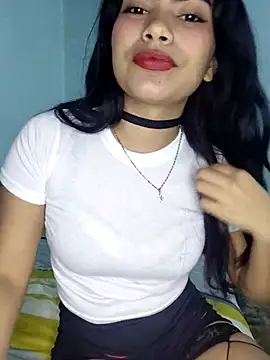 Snapshot of FatimaVelvet chatting on January 7, 2026, 11:21 pm FatimaVelvet online show from January 7, 2026, 11:21 pm