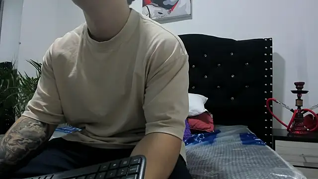 Snapshot of Liam_saint chatting on May 30, 2026, 12:11 pm Liam saint online show from May 30, 2026, 12:11 pm
