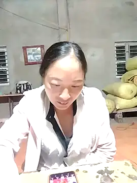 Snapshot of muamua99 chatting on January 18, 2026, 1:47 pm muamua99 online show from January 18, 2026, 1:47 pm