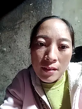 Snapshot of muamua99 chatting on February 1, 2026, 8:45 am muamua99 online show from February 1, 2026, 8:45 am