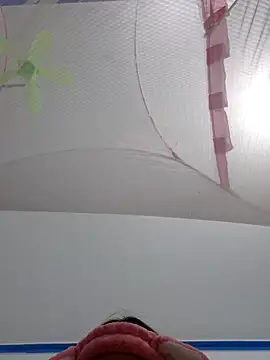 seduza-hyun online show from March 14, 2026, 9:04 am