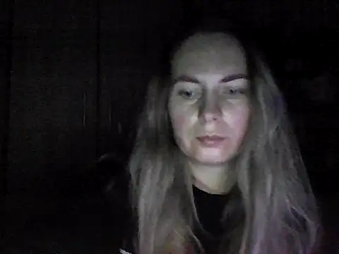 VikiLove765 online show from January 10, 2026, 7:53 pm