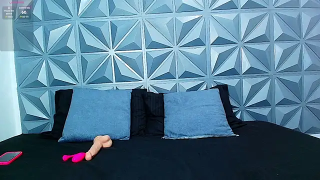 Miaawhithe online show from March 29, 2026, 5:31 am