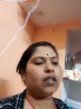 Snapshot of Punam_shekh chatting on January 6, 2026, 2:32 pm Punam shekh online show from January 6, 2026, 2:32 pm