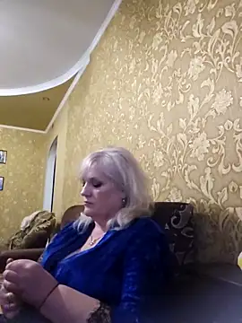 Snapshot of AliceStar333 chatting on February 7, 2026, 2:36 pm AliceStar333 online show from February 7, 2026, 2:36 pm