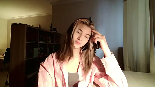 Snapshot of Dia_DeAmas chatting on February 11, 2026, 1:33 pm Dia DeAmas online show from February 11, 2026, 1:33 pm