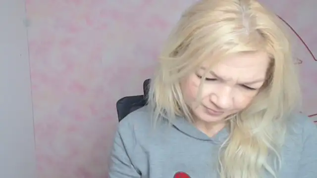 Snapshot of Madonna_Fire chatting on February 16, 2026, 12:59 pm Madonna Fire online show from February 16, 2026, 12:59 pm