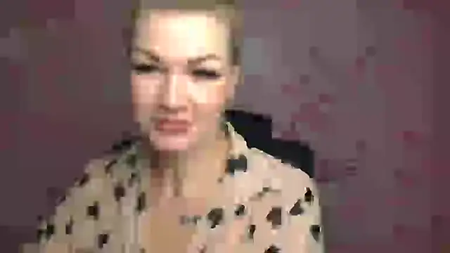 Snapshot of Madonna_Fire chatting on April 10, 2026, 12:34 pm Madonna Fire online show from April 10, 2026, 12:34 pm